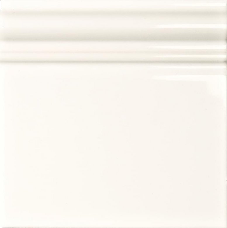 Self Victorian Skirting White Glossy 15x15